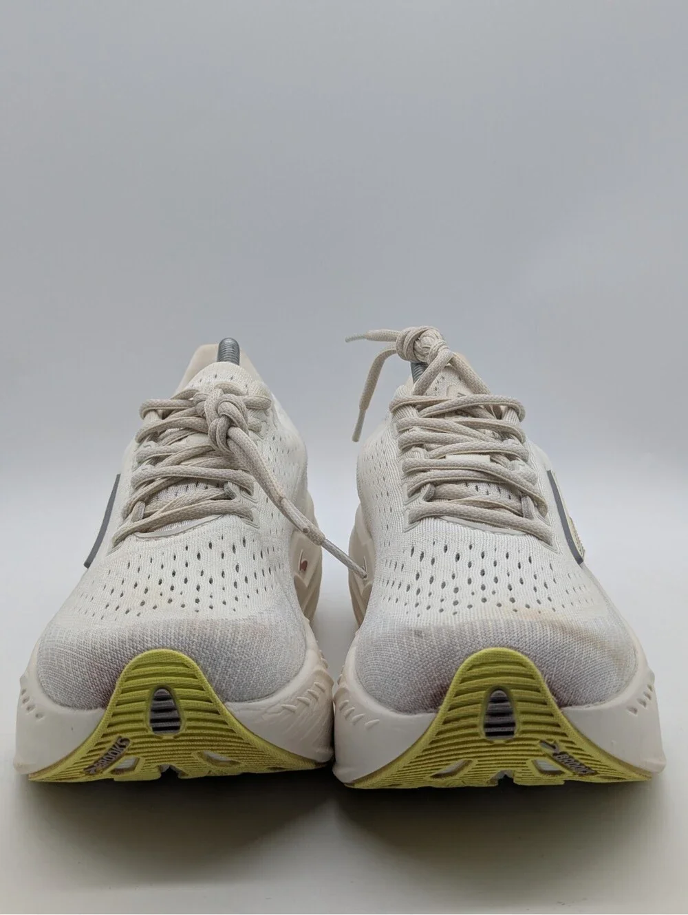 Brooks Glycerin Max Women's Size 9.5 Running Shoes Coconut White 1204361B115